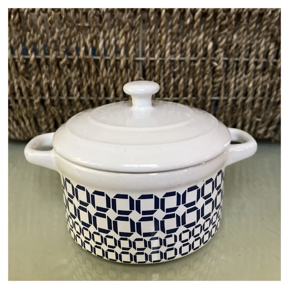 Mini Ceramic Cassoulet Dish with Lid in Retro Graphic Pattern